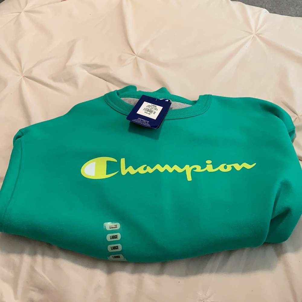 Brand New Champion Large Green/Yellow Crew Neck